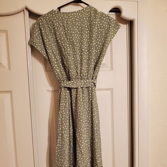 Mint Green Midi Dress - Picture 4 of 4